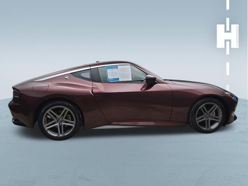 Used 2025 Nissan Z Sport w/ Floor Mat Package RWD image 3