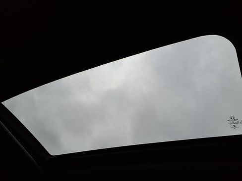 Used 2019 Honda Accord Sport image 16