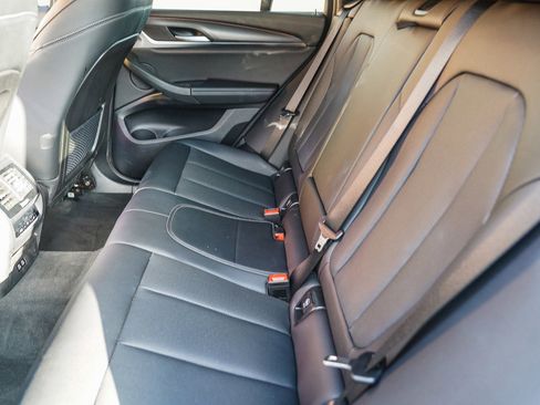 Used 2025 BMW X4 xDrive30i image 54