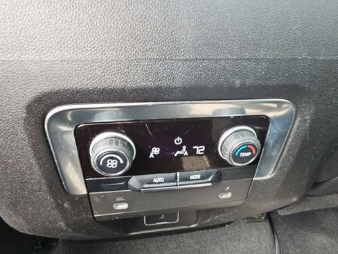 Used 2022 Chevrolet Tahoe LT AWD/4WD image 18