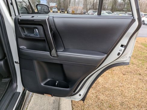 Used 2021 Toyota 4Runner Nightshade image 33