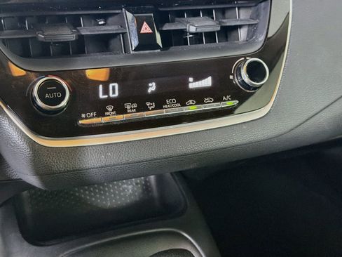 Used 2020 Toyota Corolla LE w/ Protection Package FWD image 23