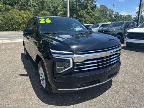 Used 2025 Chevrolet Tahoe LT RWD image 10