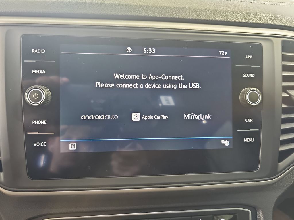 Used 2020 Volkswagen Atlas Cross Sport SE w/ Panoramic Sunroof Package FWD image 29