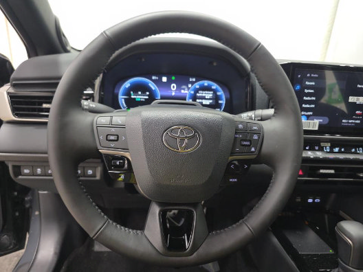 Used 2026 Toyota Camry XSE w/ Premium Plus Package FWD image 7