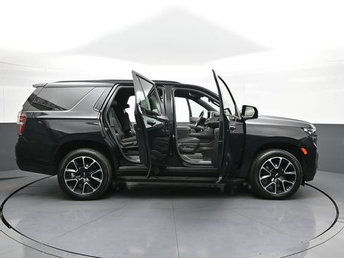 Used 2022 Chevrolet Tahoe RST w/ Luxury Package AWD/4WD image 45