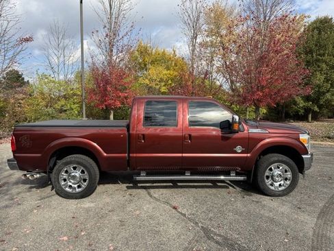 Used 2015 Ford F250 Lariat w/ Lariat Ultimate Package image 3