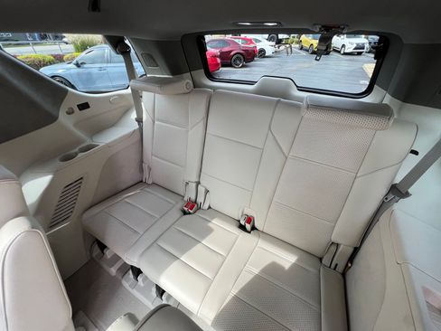 Used 2021 Cadillac Escalade Sport Platinum image 13