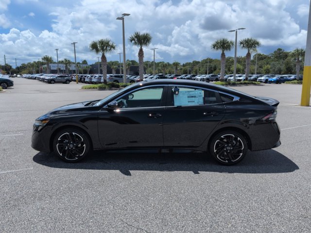 Certified 2027 Nissan Sentra SR w/ Floor Mat Package FWD image 7