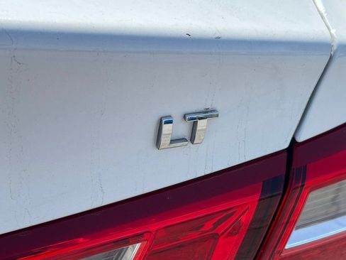 Used 2024 Chevrolet Malibu LT FWD image 6