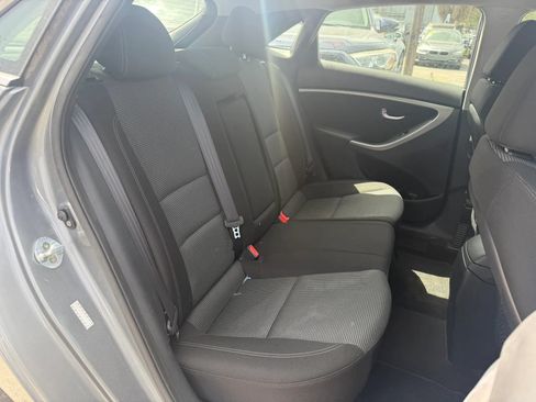 Used 2016 Hyundai Elantra GT FWD image 13