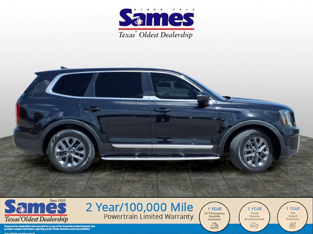 Used 2023 Kia Telluride LX FWD image 2