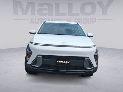 Used 2026 Hyundai Kona SE FWD image 8