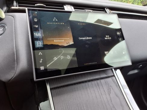 New 2026 Land Rover Range Rover Velar Dynamic SE AWD/4WD image 39