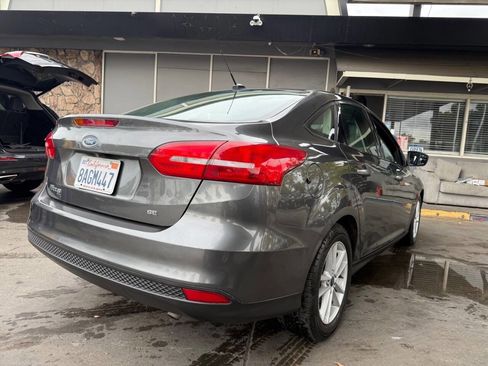 Used 2018 Ford Focus SE image 11