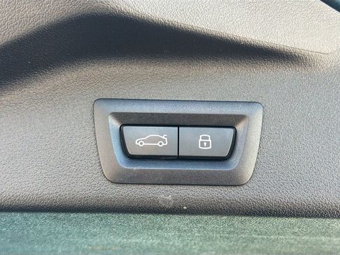 Used 2025 BMW X5 xDrive50e image 14