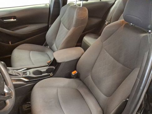 Used 2021 Toyota Corolla LE image 16