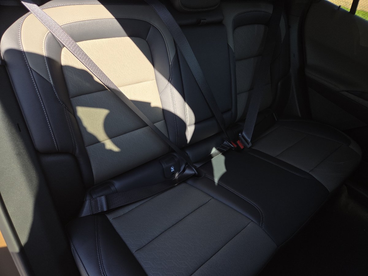 New 2027 Chevrolet Equinox LT w/ Convenience Package II AWD/4WD image 27