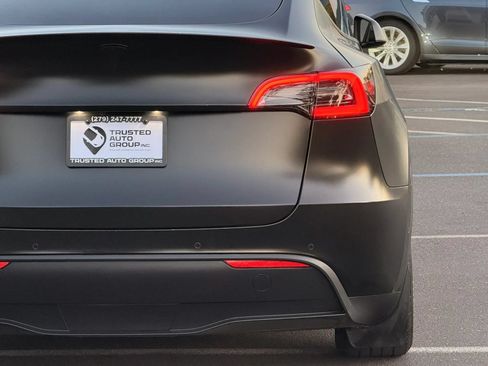 Used 2022 Tesla Model Y Performance AWD/4WD image 7