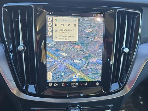 Used 2024 Volvo S60 B5 Core image 23