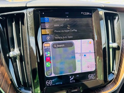 Used 2021 Volvo XC60 T5 Momentum w/ Protection Package Premier image 24