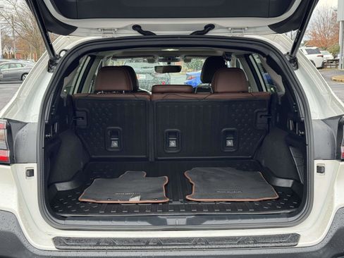 Certified 2022 Subaru Outback Touring image 11