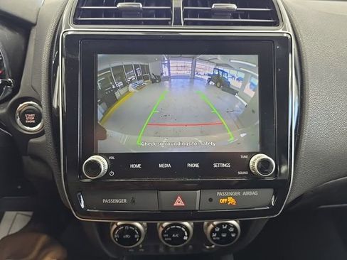 Used 2021 Mitsubishi Outlander Sport ES image 16