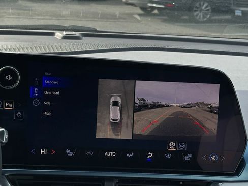 New 2026 Chevrolet Equinox EV LT image 16