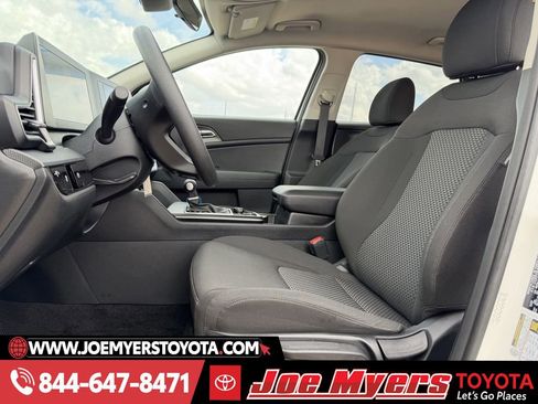 Used 2025 Kia Sportage LX image 27