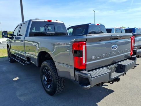 Used 2024 Ford F350 Lariat w/ Lariat Ultimate Package image 4