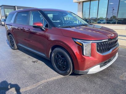 Used 2025 Kia Carnival