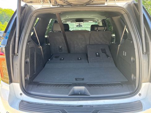 Used 2025 Chevrolet Tahoe LT AWD/4WD image 18