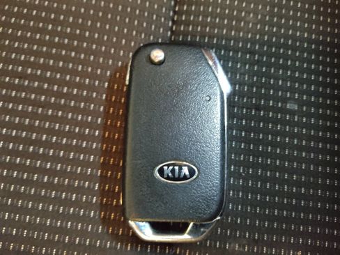 Used 2020 Kia Forte LXS image 32