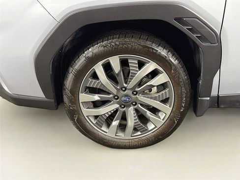 Used 2025 Subaru Forester Touring AWD/4WD image 32