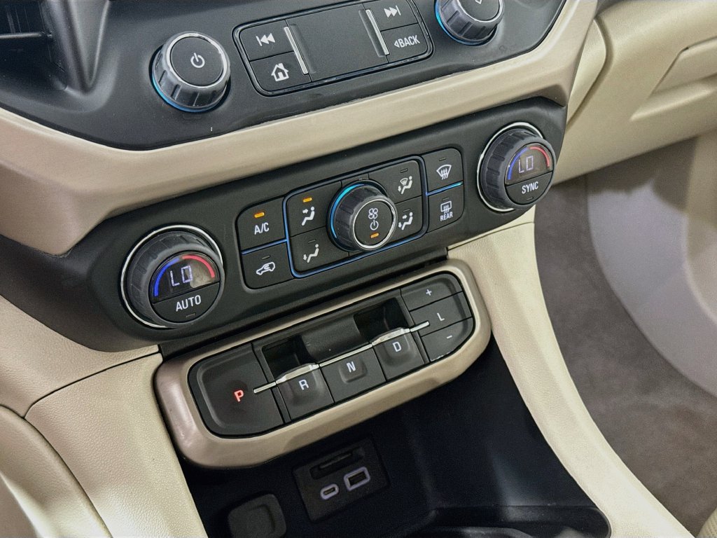 Certified 2023 GMC Acadia Denali FWD image 17
