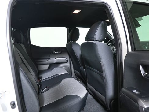 Used 2023 Toyota Tacoma TRD Sport image 24