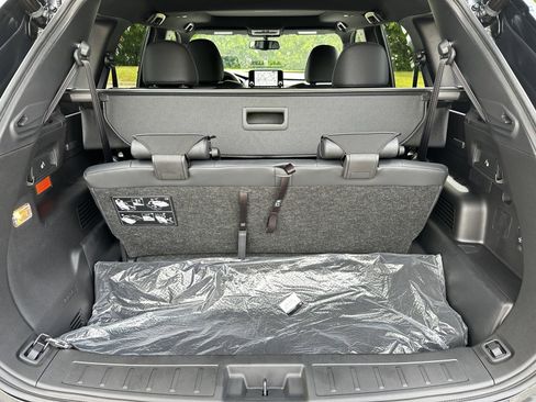 New 2026 Nissan Rogue Platinum AWD/4WD image 16
