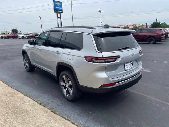 Used 2025 Jeep Grand Cherokee L Limited RWD image 23
