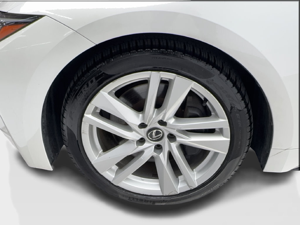 Used 2023 Lexus IS 300 w/ Comfort Package RWD image 15