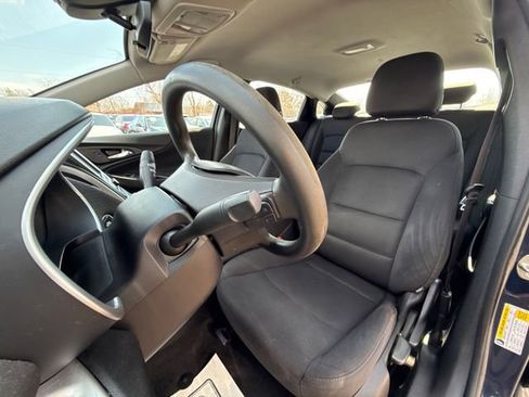Used 2017 Chevrolet Malibu LS FWD image 23