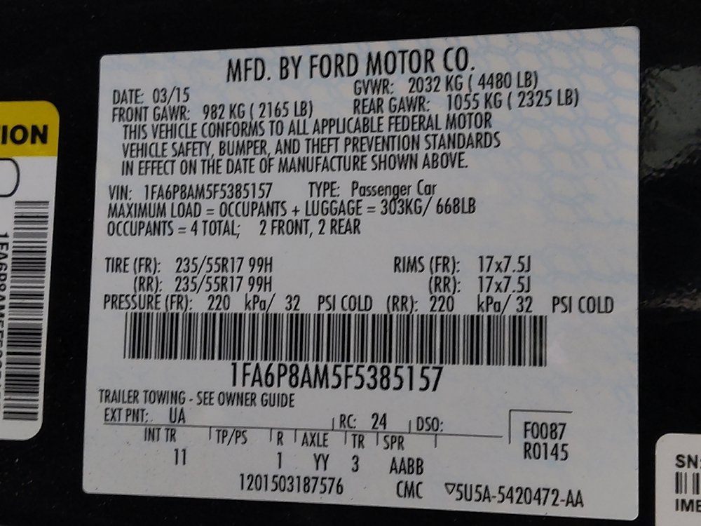 Used 2015 Ford Mustang Coupe RWD image 33