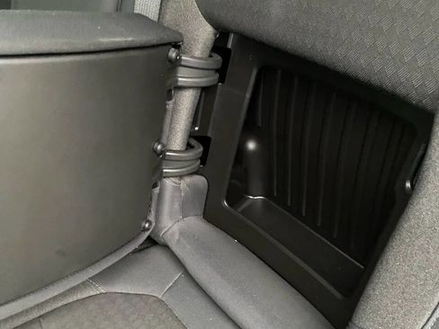 Used 2019 Chevrolet Silverado 1500 LT w/ All-Star Edition image 28