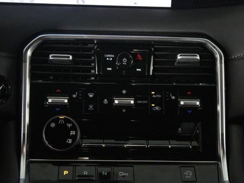 Certified 2025 Nissan Armada SL RWD image 25
