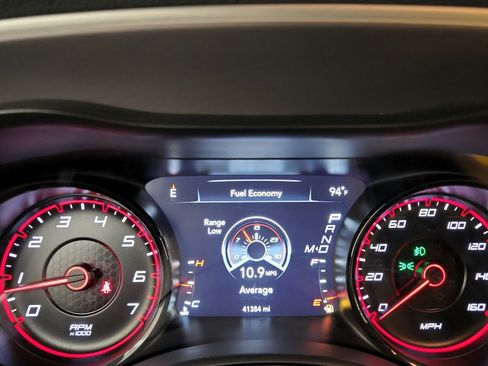 Used 2022 Dodge Charger R/T w/ Blacktop Package RWD image 17