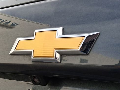 Used 2020 Chevrolet Equinox LS image 29