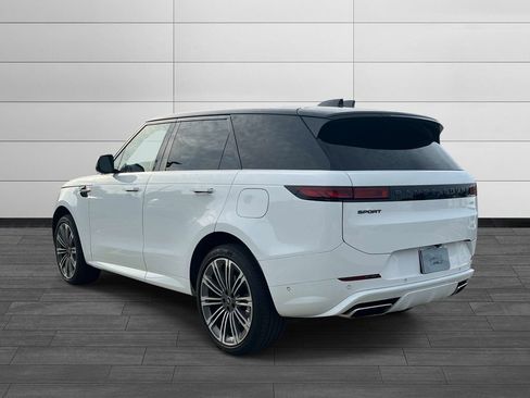 Certified 2025 Land Rover Range Rover Sport Dynamic SE AWD/4WD image 3