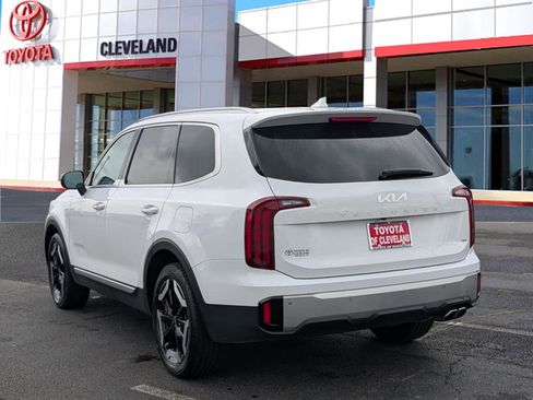 Used 2023 Kia Telluride S w/ S Sunroof Package AWD/4WD image 6