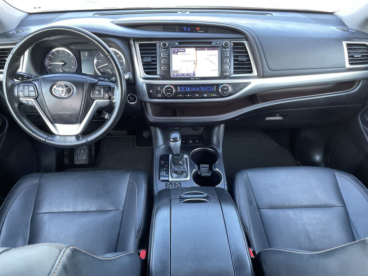 Used 2015 Toyota Highlander XLE AWD/4WD image 25