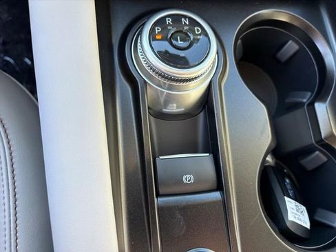 New 2026 Ford Explorer Active image 21