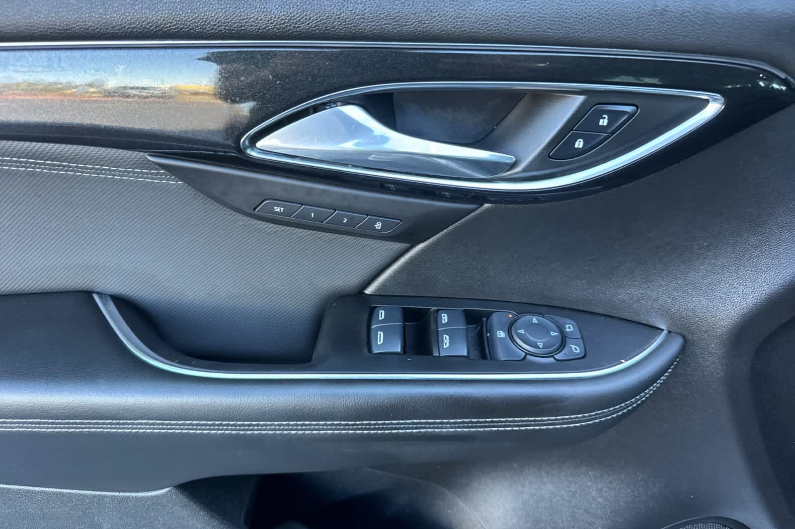 Used 2024 Buick Envision Preferred AWD/4WD image 12